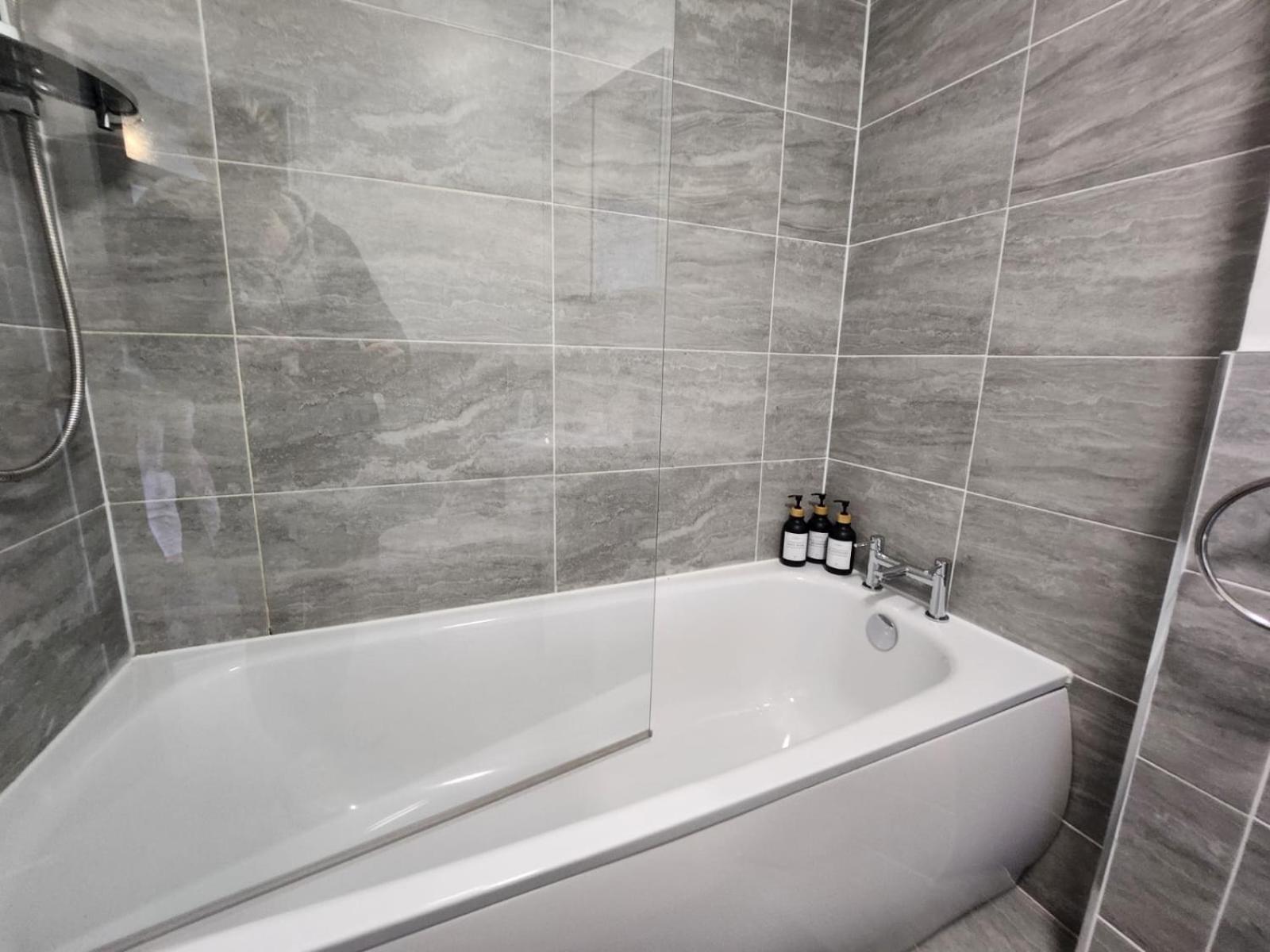 Bright & Stylish Apartment 던디 외부 사진